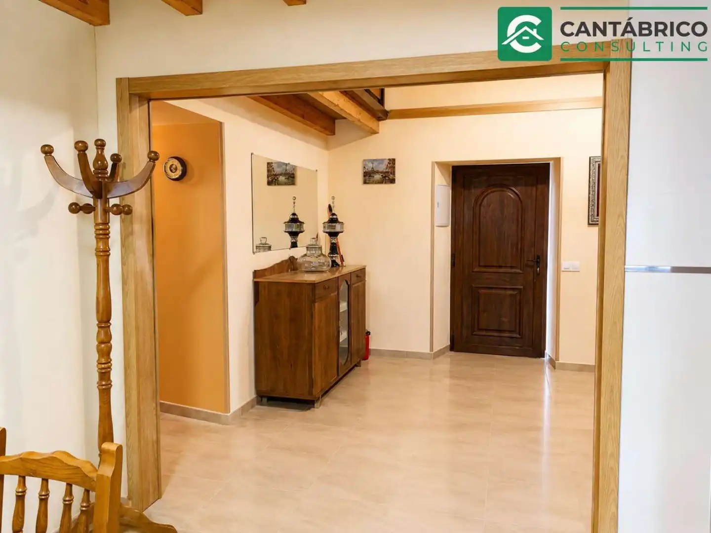 Haus oder Chalet zum Verkauf in Navia mit Heizung, Terrasse und Möbliert
