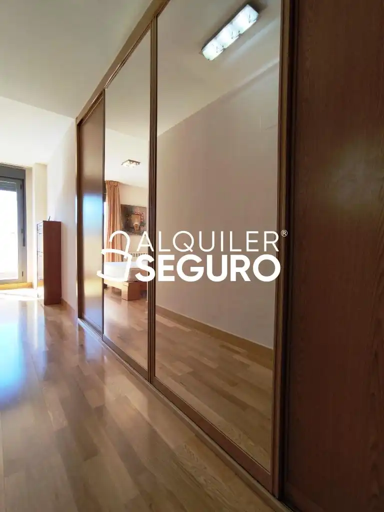 Habitación de Piso de alquiler en Paracuellos de Jarama con Aire acondicionado, Calefacción y Terraza