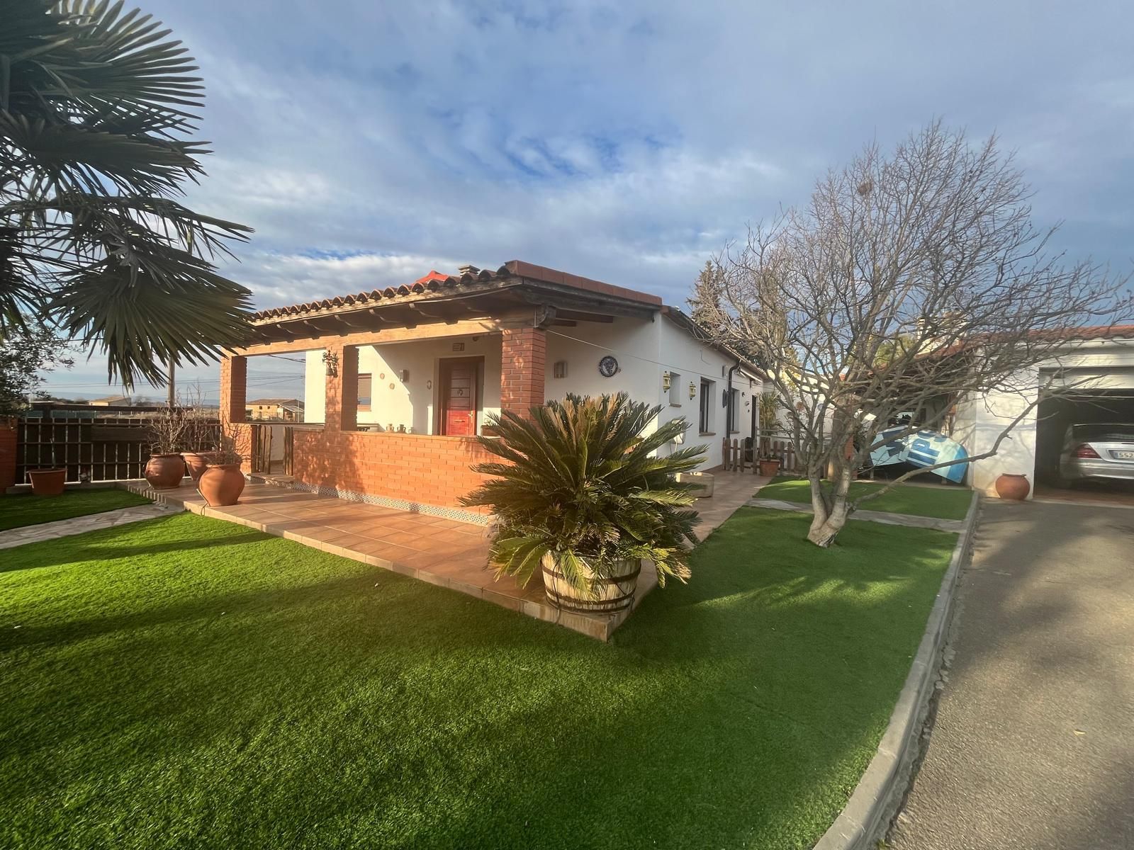 Exterior view of House or chalet for sale in Alfántega  with Heating, Private garden and Parquet flooring
