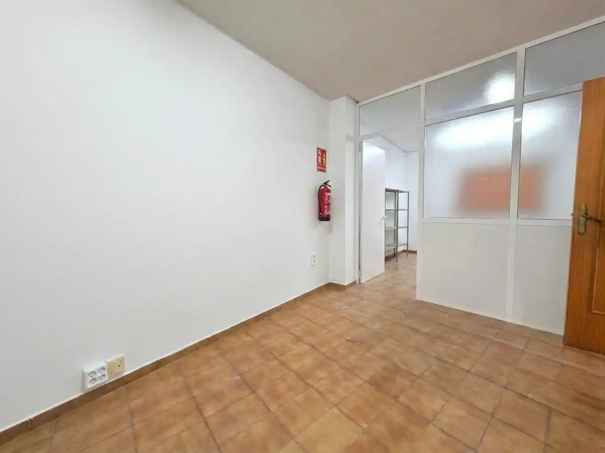 Local commercial à vendre à Carrer Doctor Millan, imagen 6