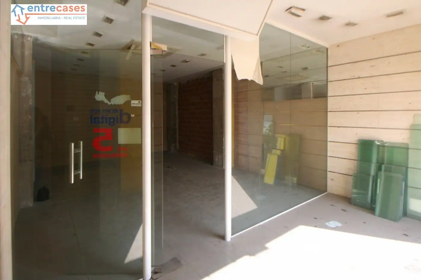 Business premises to rent in La Vall d'Uixó, imagen 2