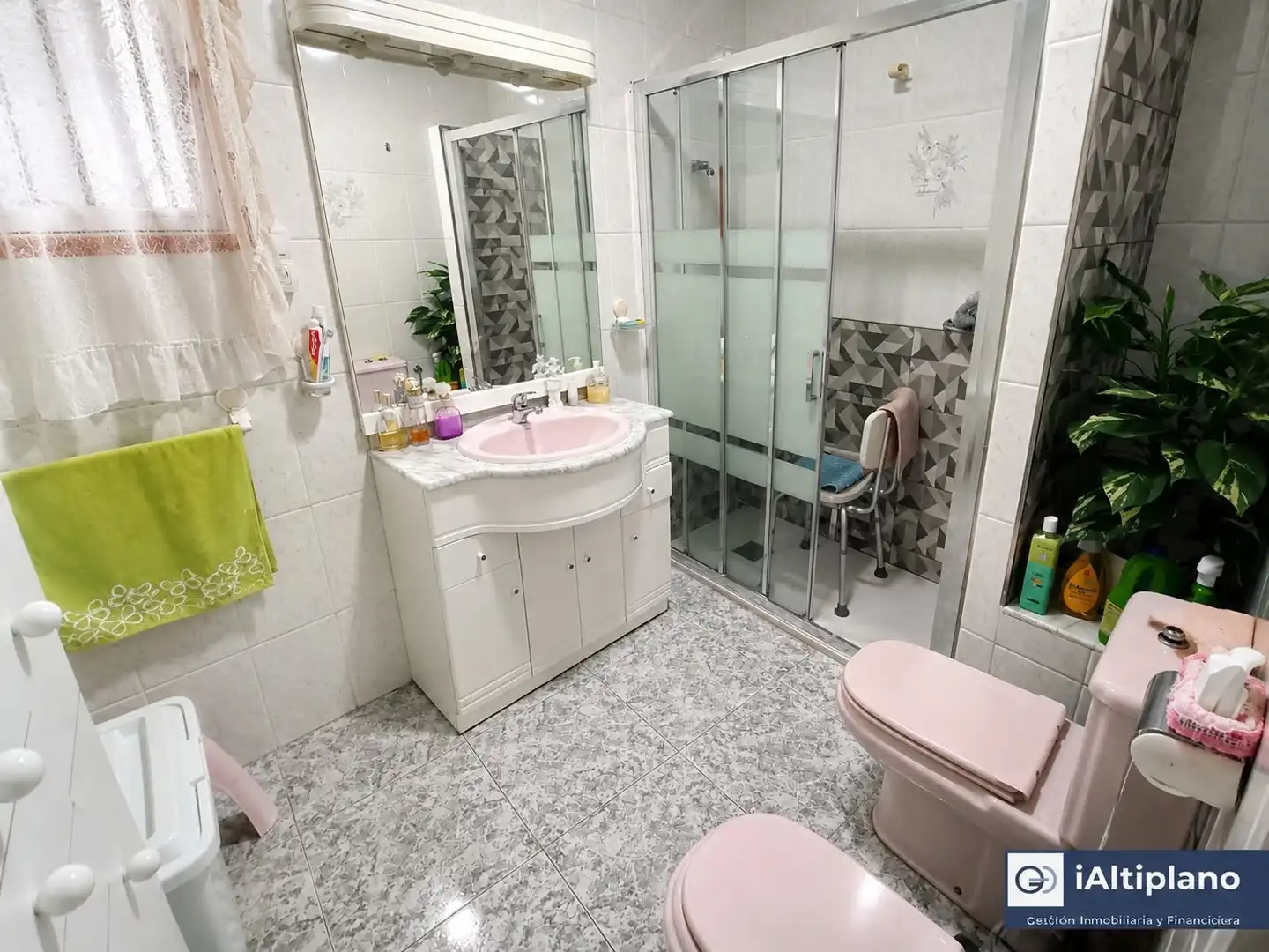 Baño de Casa o chalet en venta en Baza con Terraza y Amueblado