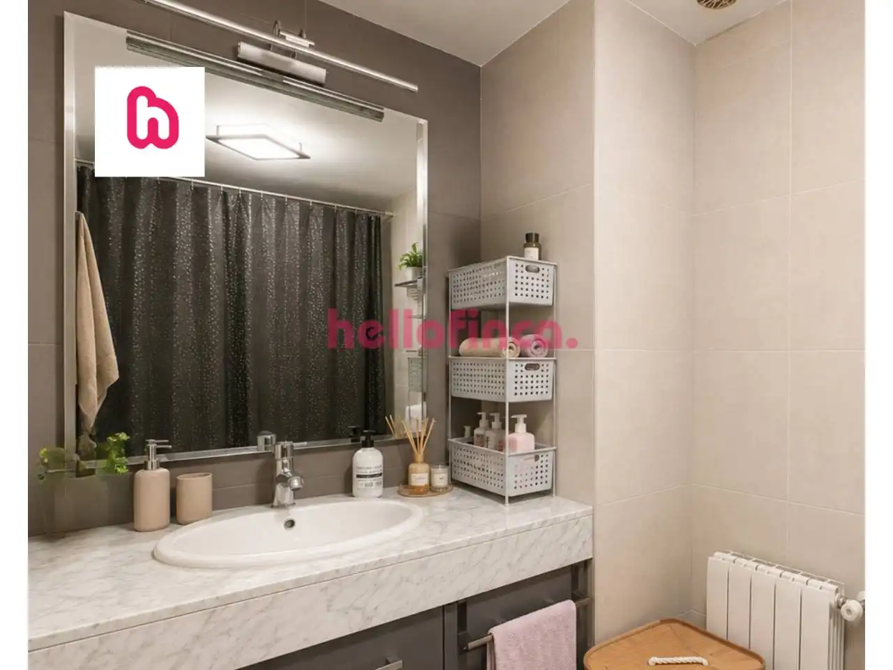 Bathroom of Flat for sale in Capellades  with Air Conditioner, Heating and Parquet flooring