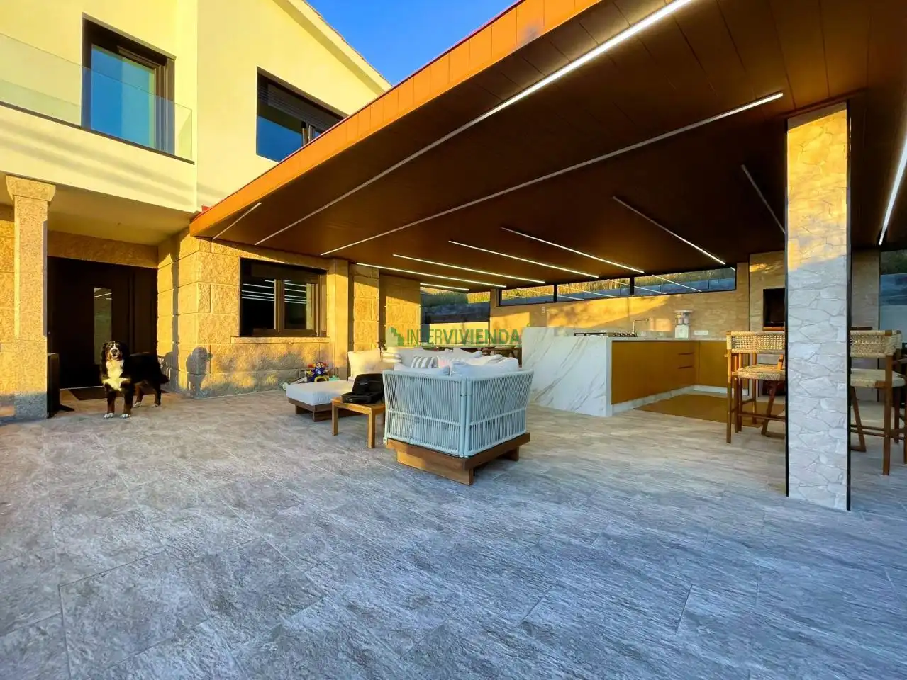 Terrassa de Casa o xalet en venda en Redondela amb Calefacció, Jardí privat i Terrassa