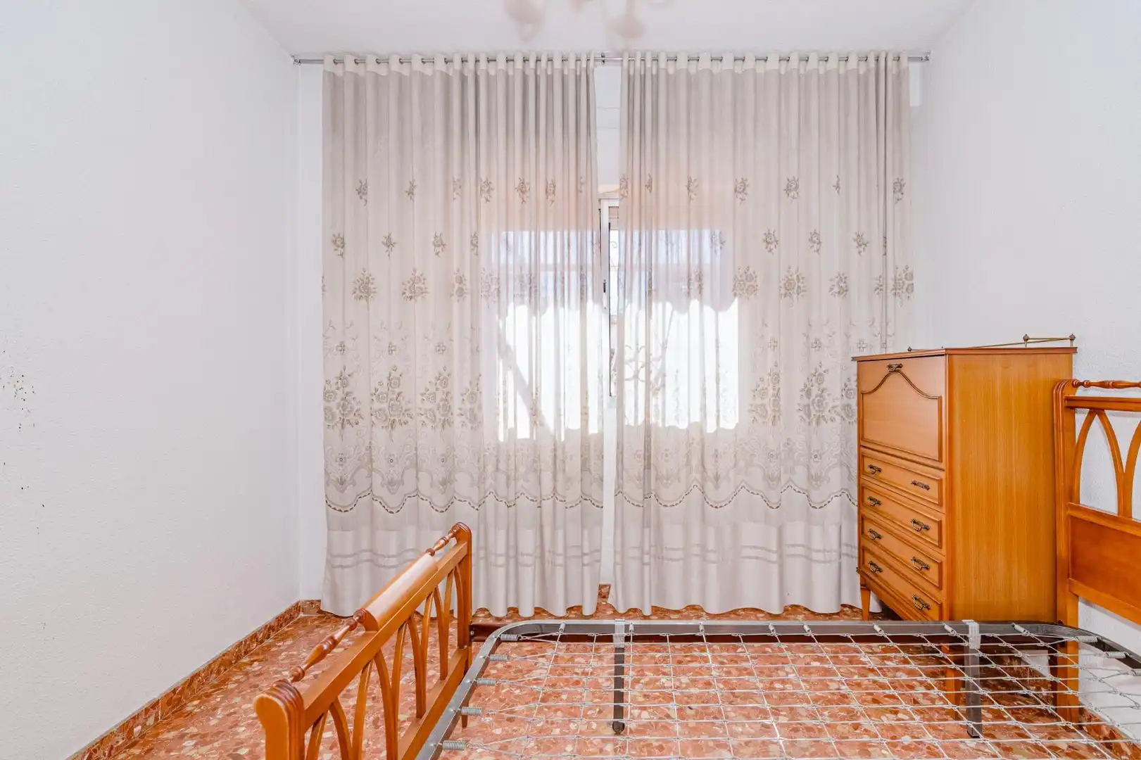 Habitación de Casa o chalet en venta en Granada con Terraza