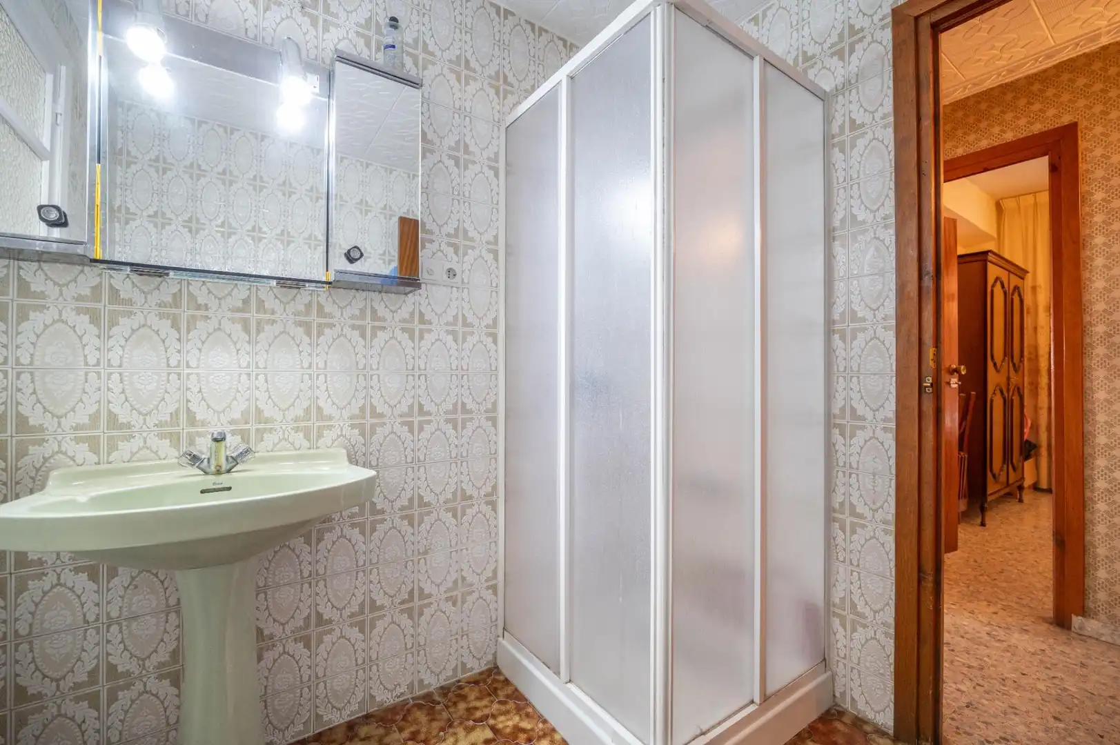 Baño de Piso en venta en Órgiva con Terraza