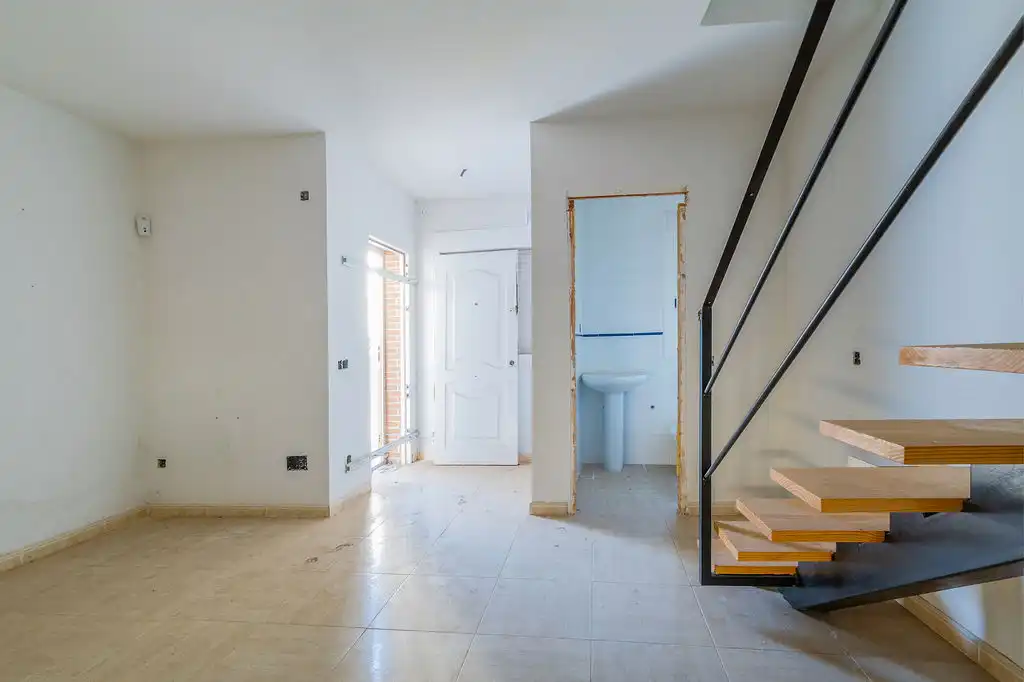 Casa adosada en venta en Valdeaveruelo, Guadalajara