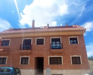 Vista exterior de Pis en venda en Herencia amb Traster