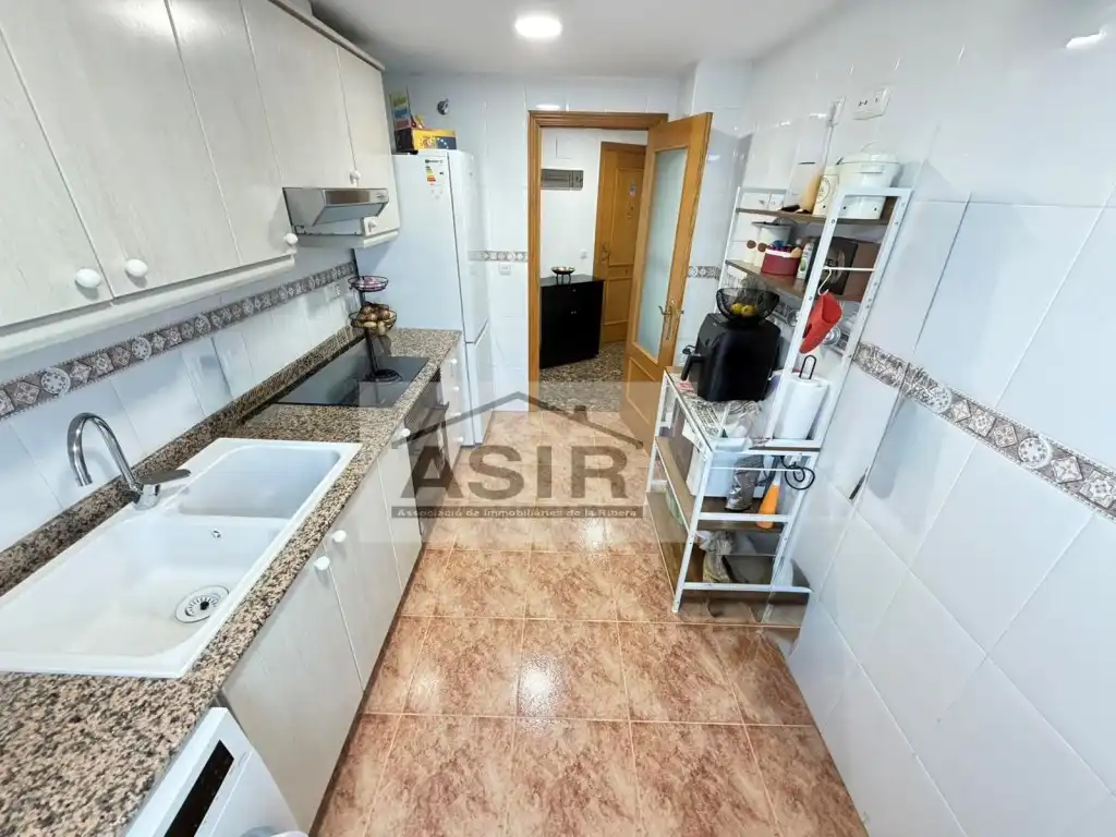 Flat with terrace for sale in Calle Clara Campoamor, imagen 13