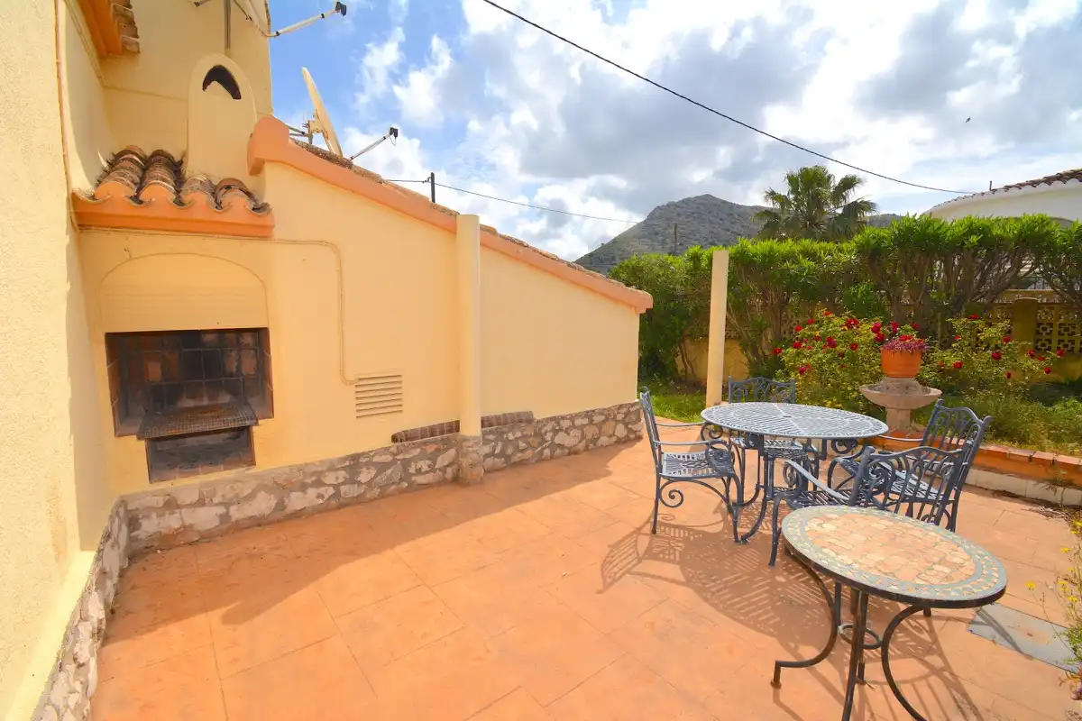 Terrasse von Haus oder Chalet zum Verkauf in Dénia mit Klimaanlage, Heizung und Privatgarten