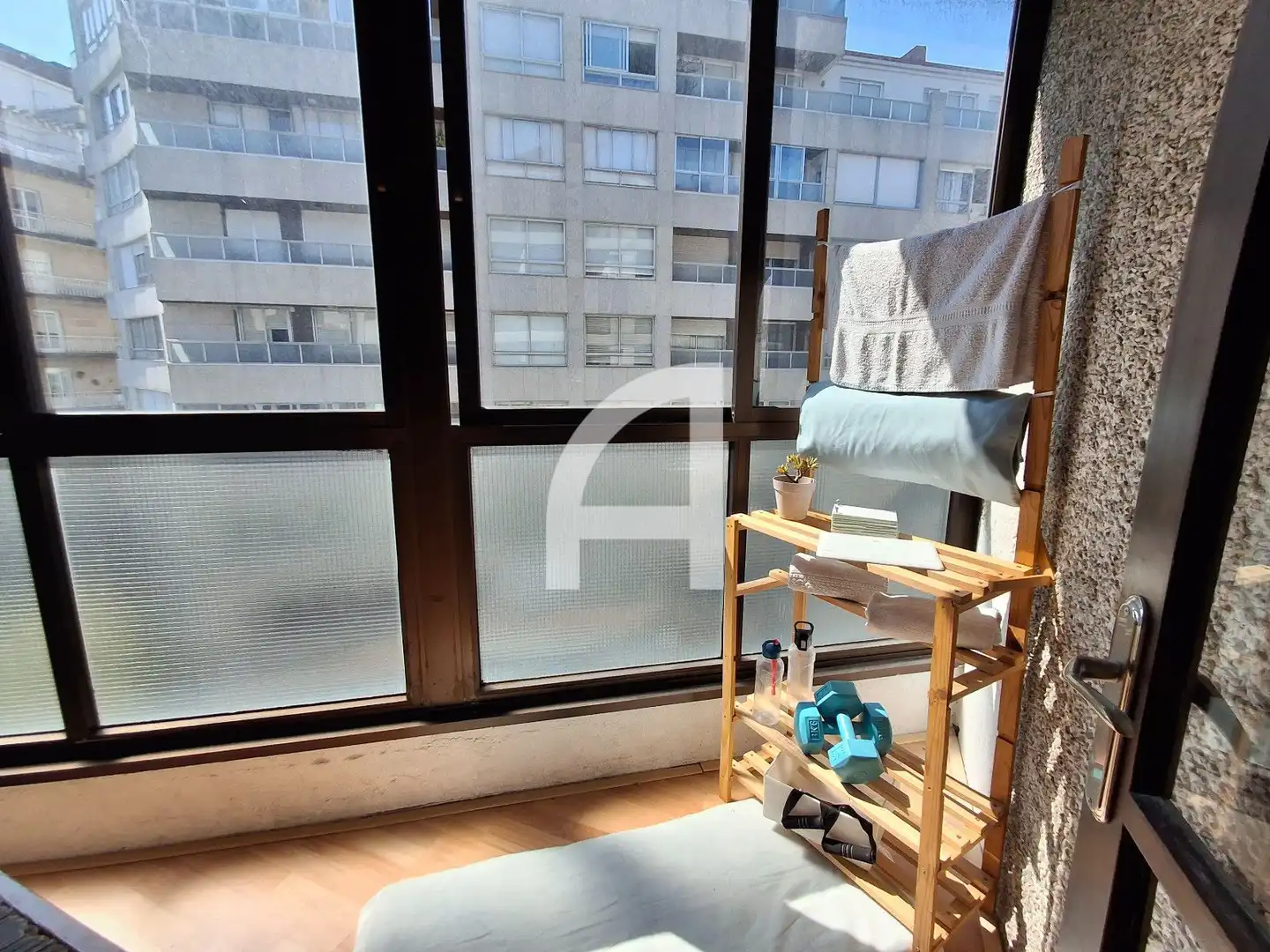 Terrassa de Pis en venda en Vigo  amb Calefacció, Terrassa i Traster