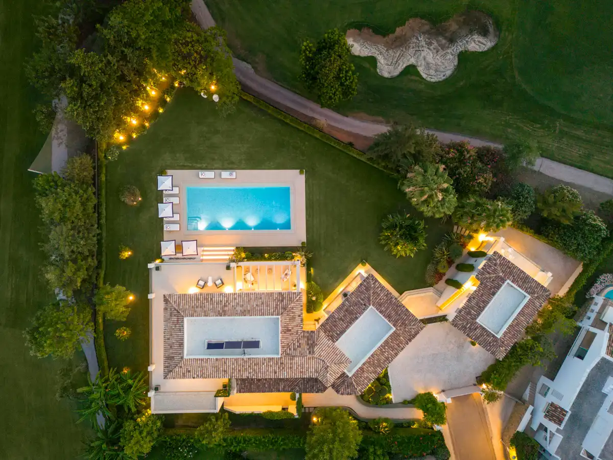 Jardí de Casa o xalet en venda en Marbella amb Aire condicionat, Jardí privat i Terrassa