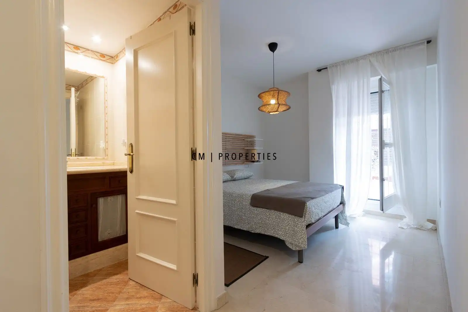 Habitación de Piso de alquiler en Valencia con Aire acondicionado, Calefacción y Terraza