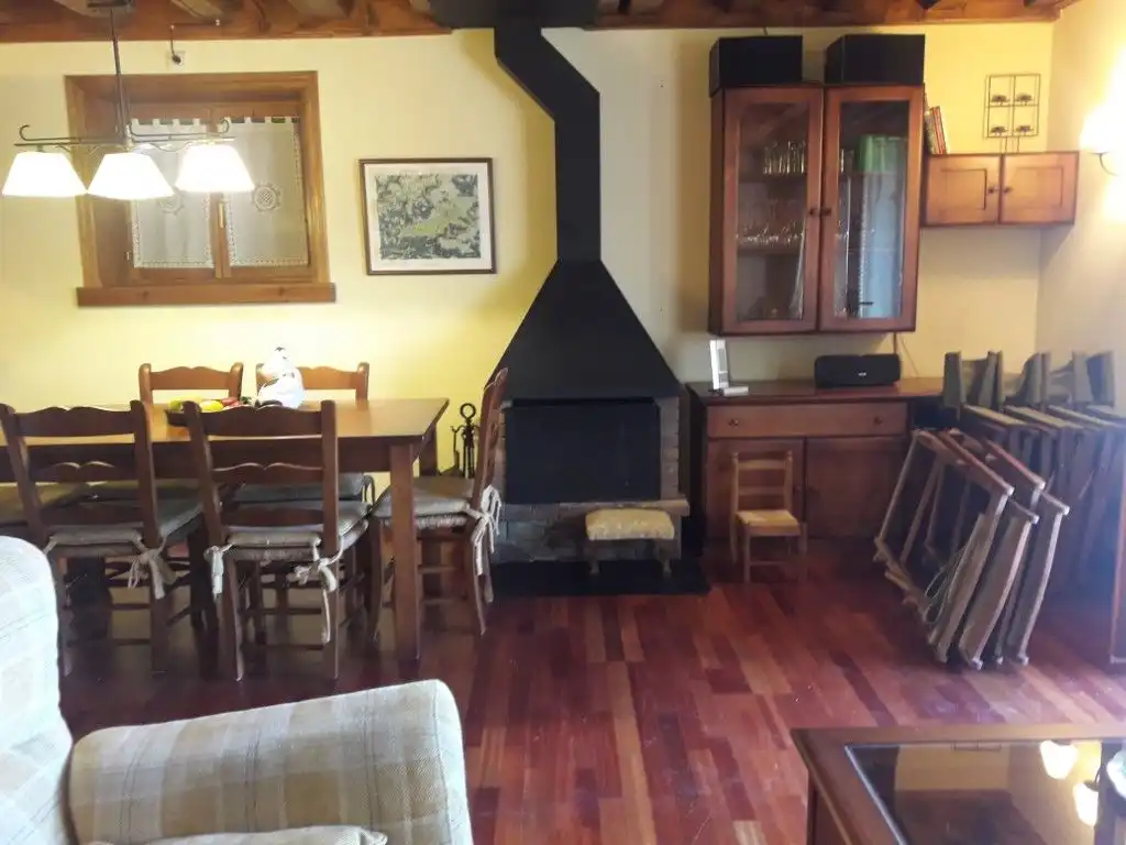 Terraced house with pool to rent in Avinguda del Segre 21, imagen 2