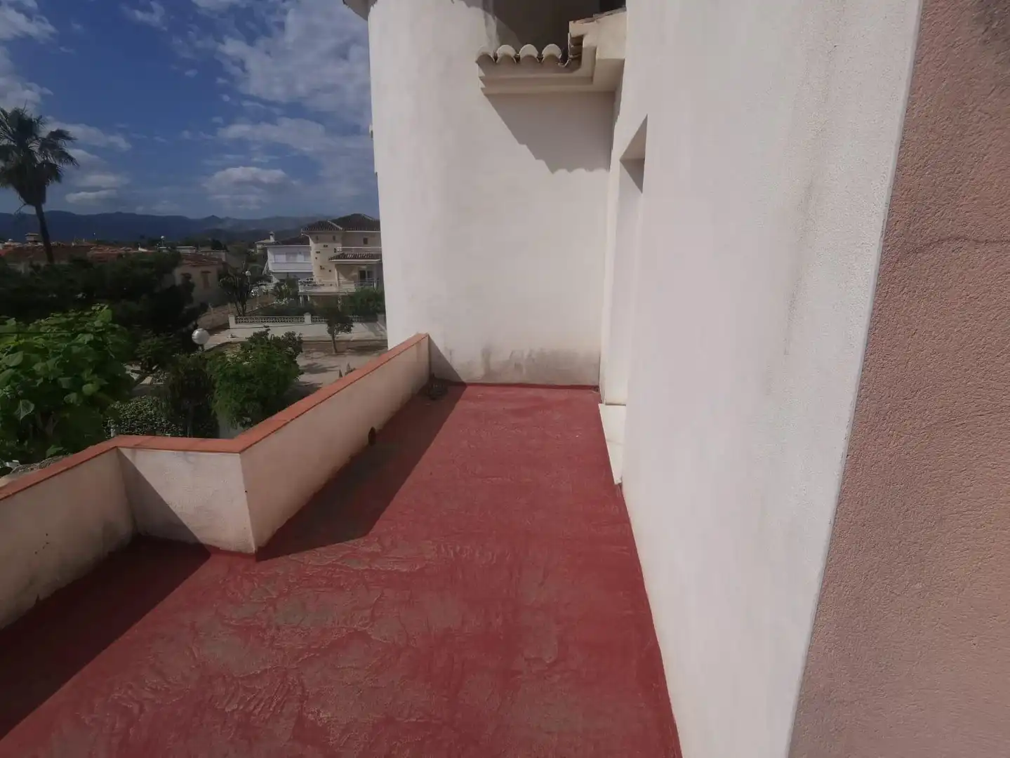 Balcony of Houses for sale in Oliva  with Air Conditioner, Heating and Private garden