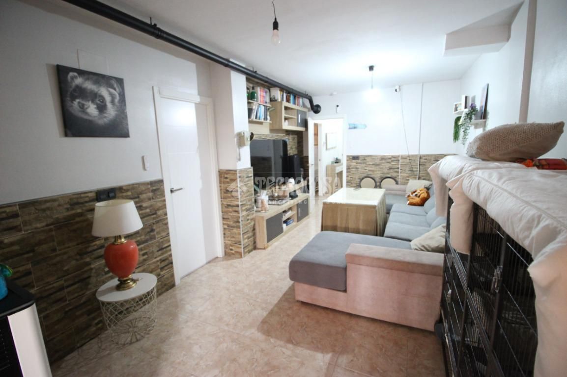 Living room of Flat for sale in Churriana de la Vega  with Terrace and Storage room