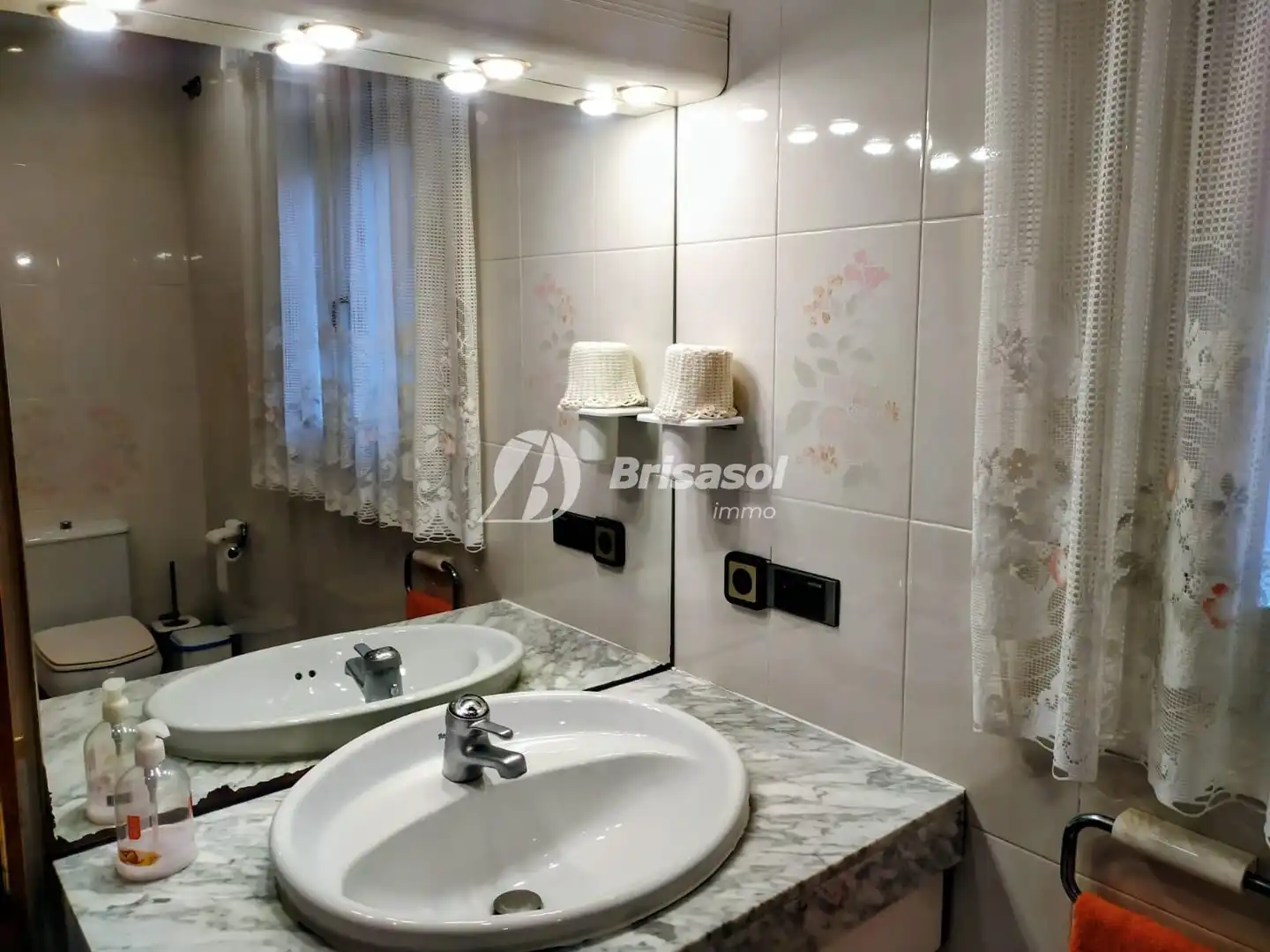 Baño de Casa o chalet en venta en Tarragona con Aire acondicionado, Calefacción y Jardín privado