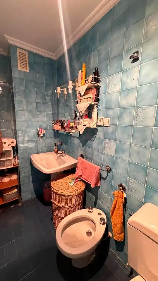 Baño de Piso en venta en  Logroño con Calefacción, Terraza y Amueblado