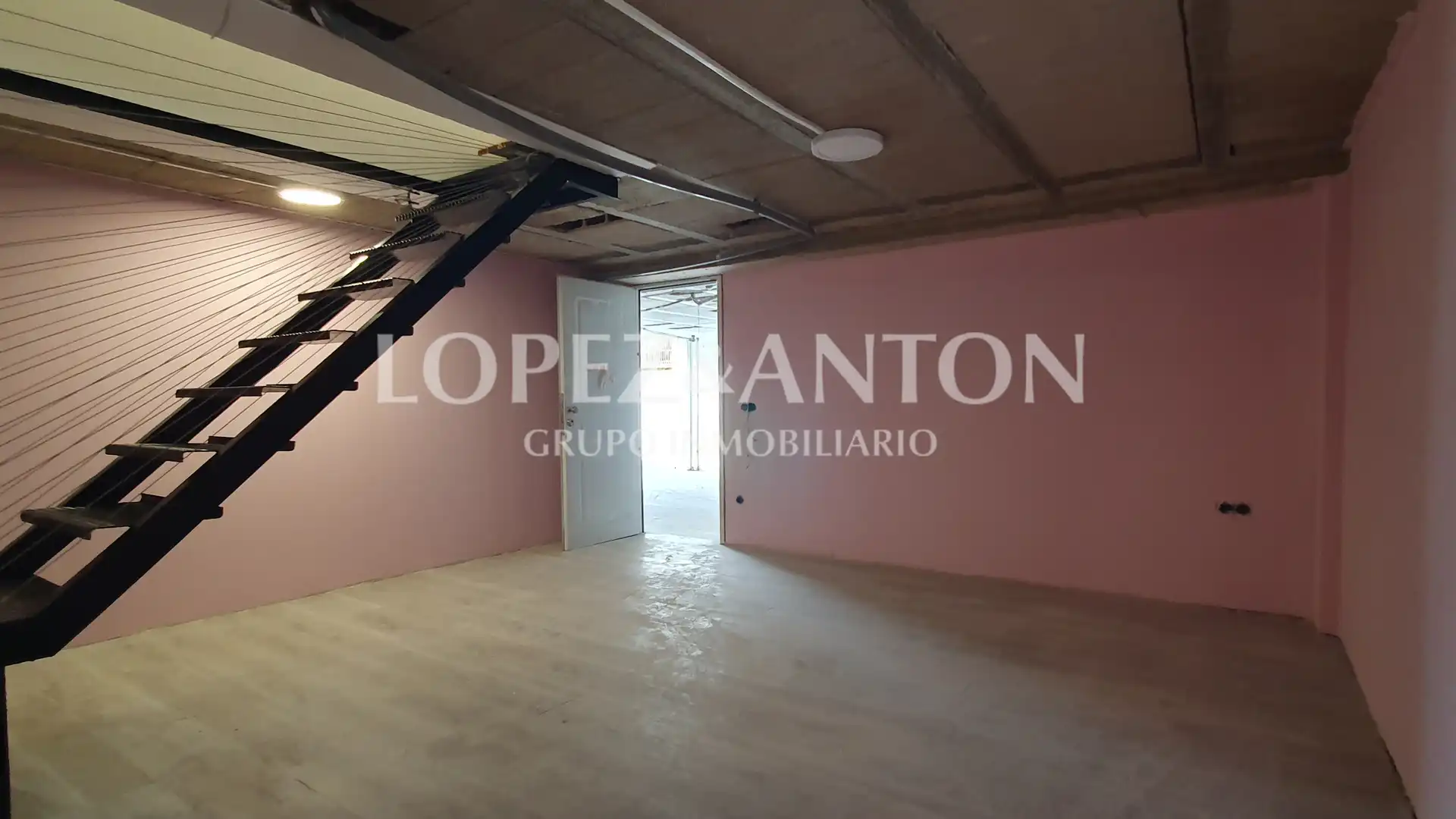 Houses for sale in L'Eliana  with Air Conditioner, Heating and Private garden
