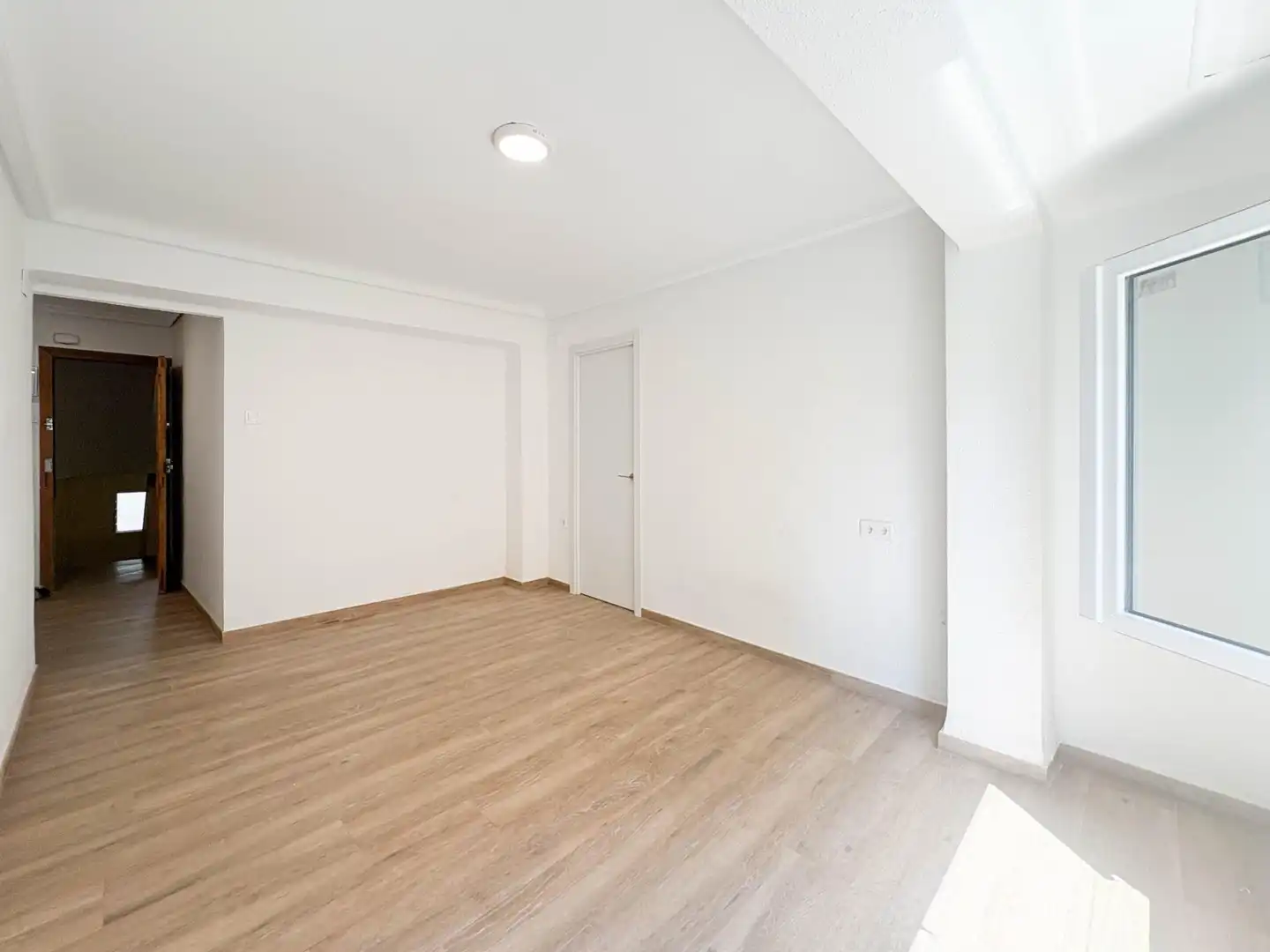 Flat for rent in Valencia
