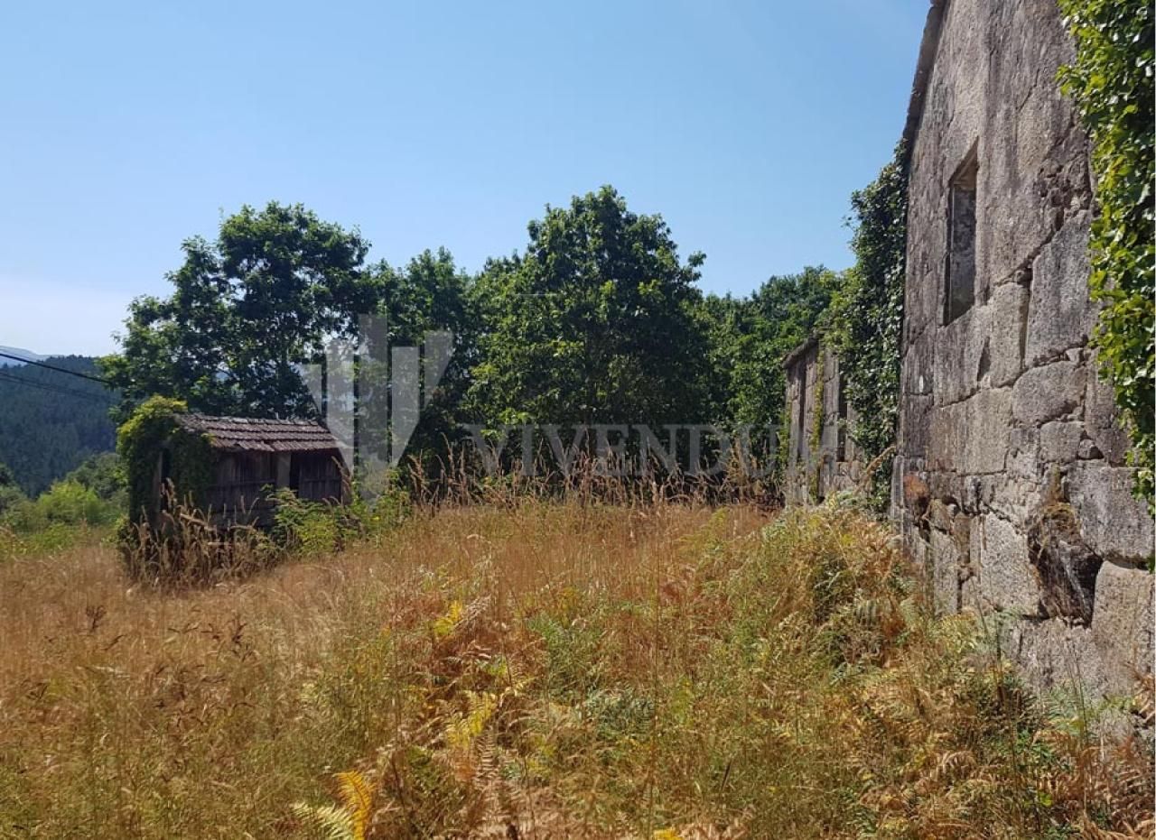 Casa o xalet en venda en Fornelos de Montes amb Calefacció i Terrassa