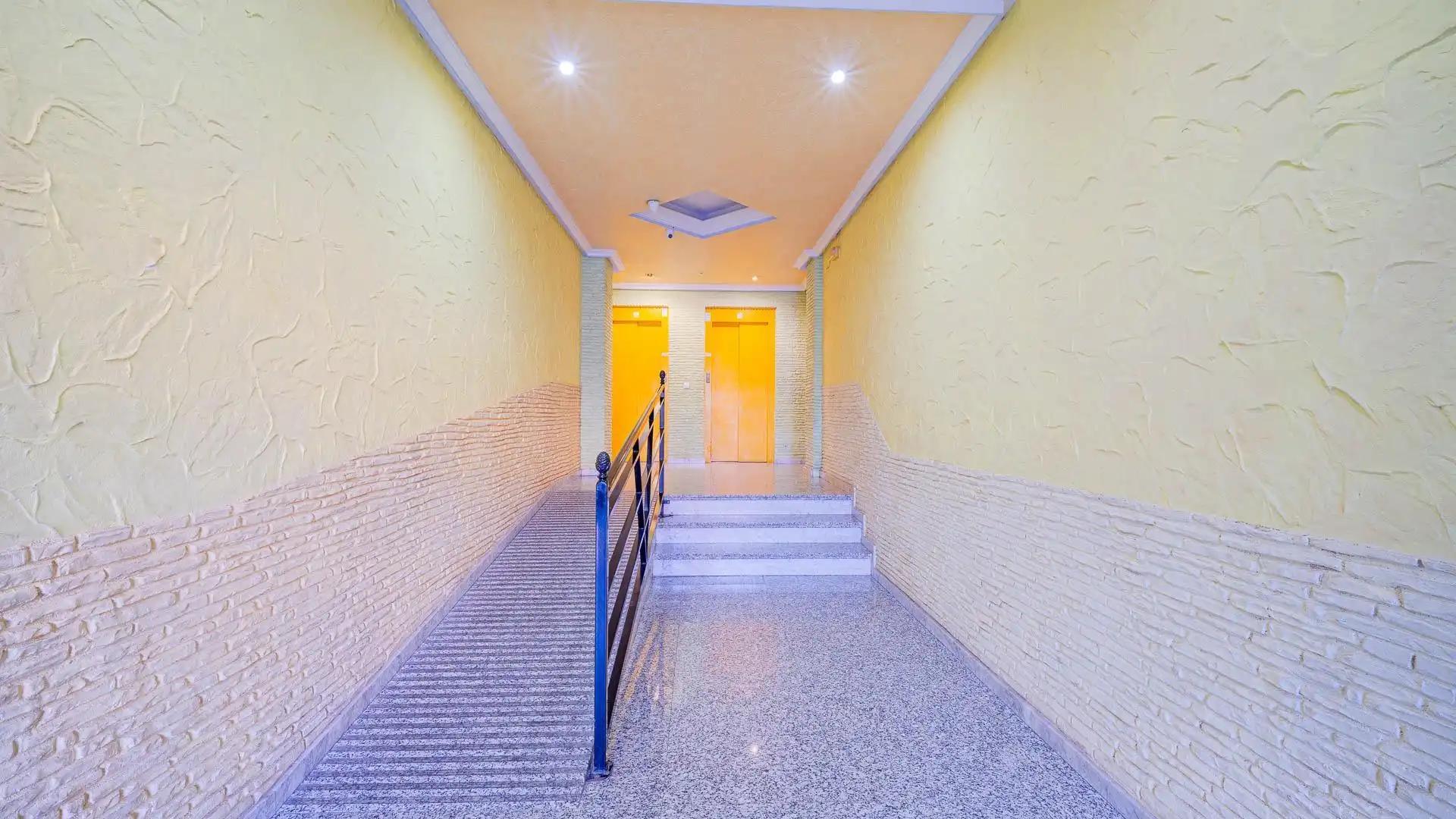 Apartamento en venta en Torrevieja con Terraza y Piscina comunitaria