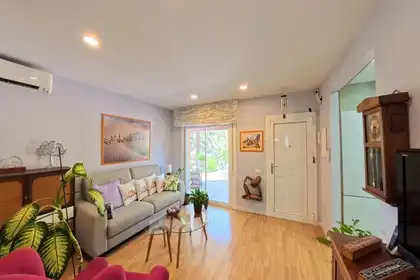 Chalet con jardín en venta en Carrer Gladiols, imagen 3