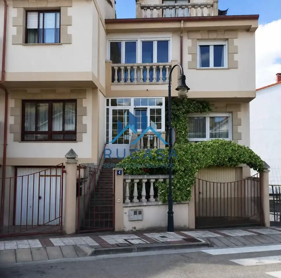 Casa en venda a Camino San Francisco