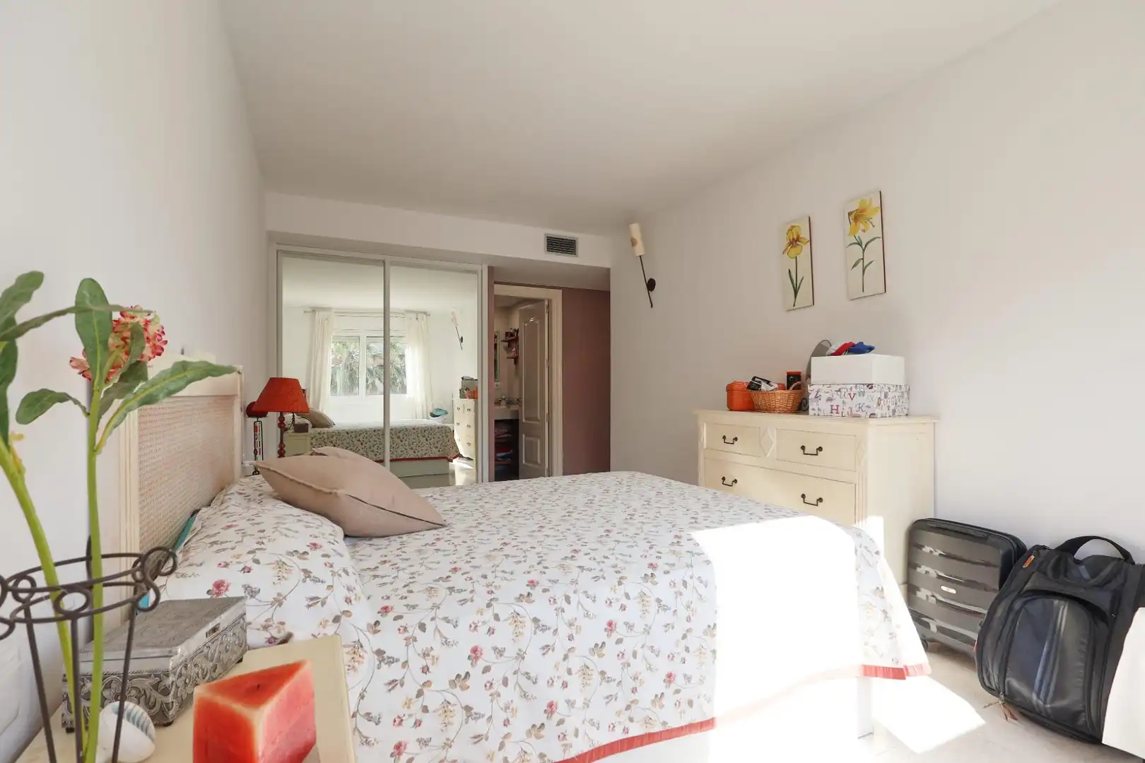 Bedroom of Flat for sale in Cubelles  with Air Conditioner and Community pool