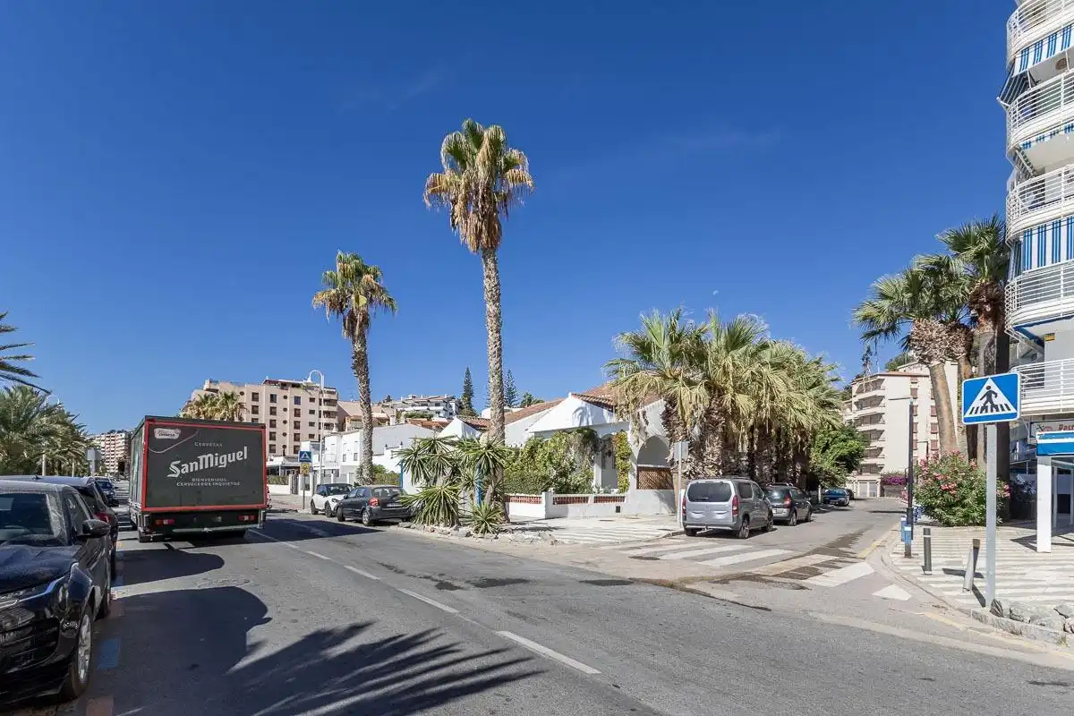 Vista exterior de Pis en venda en Almuñécar amb Terrassa i Traster