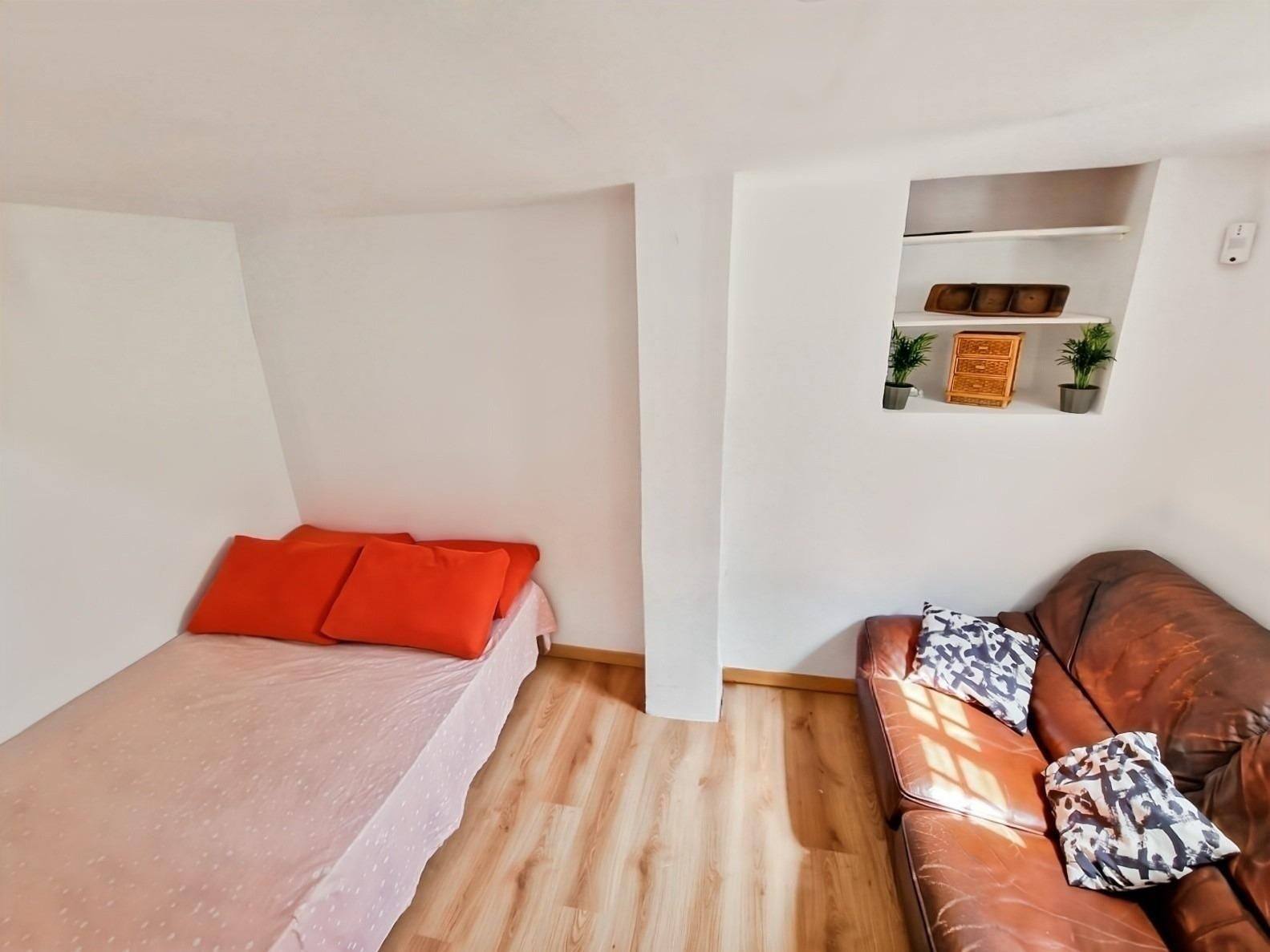 Bedroom of Loft for sale in  Madrid Capital