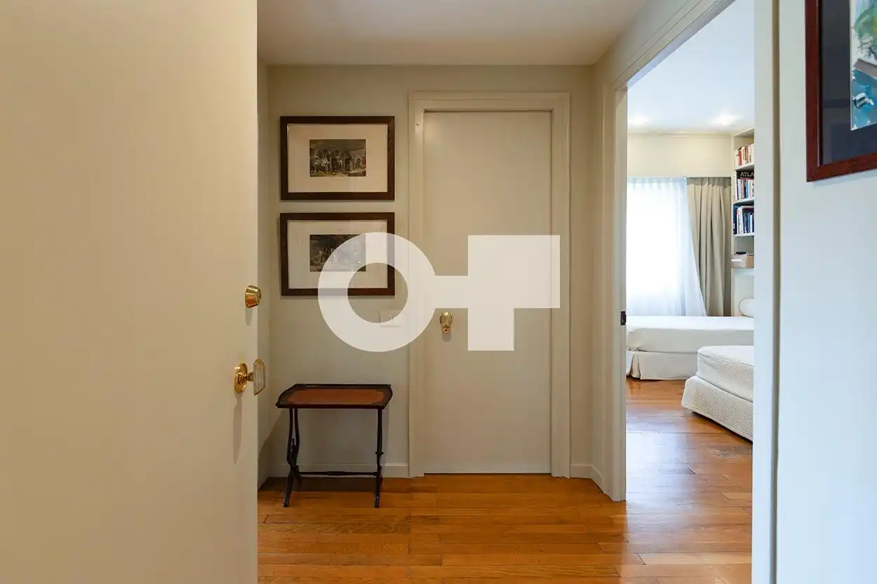Piso con terraza en venta en Carrer Carrer Jacinto Benavente, imagen 43