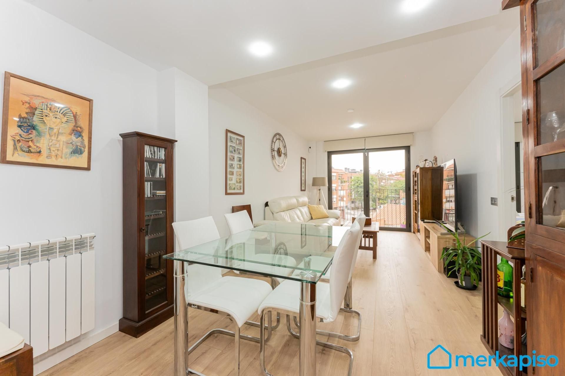 Living room of Flat for sale in Viladecans  with Private garden and Balcony