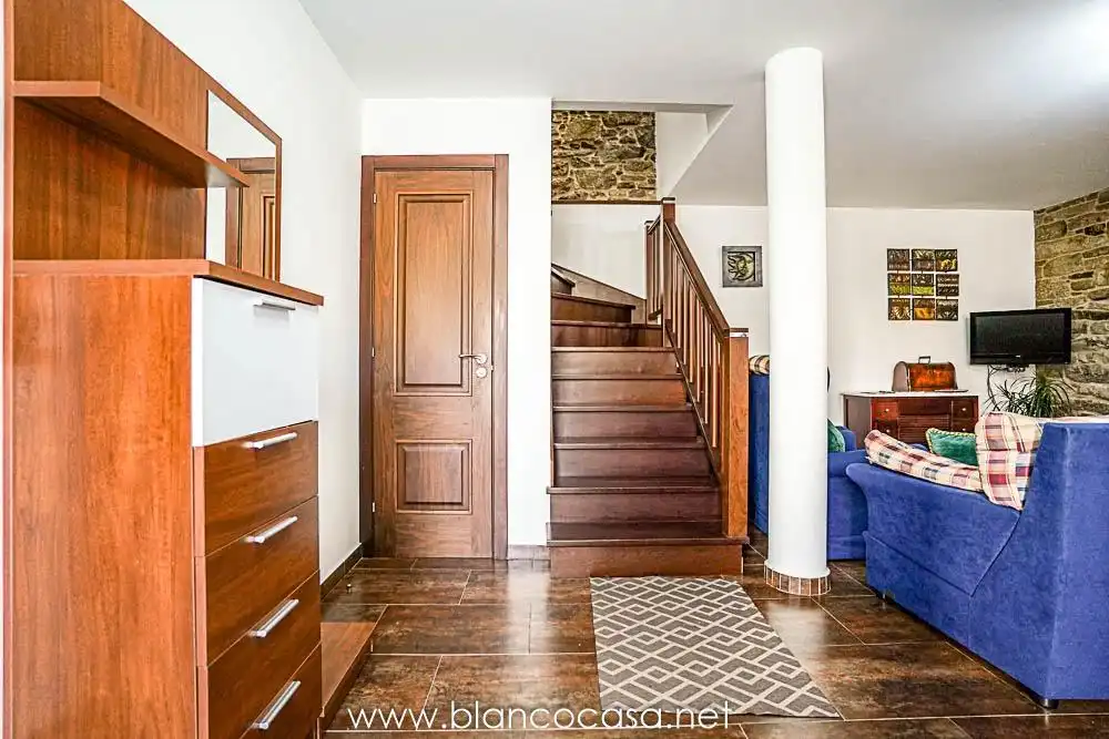 Casa o chalet en venta en Vimianzo con Calefacción, Trastero y Amueblado
