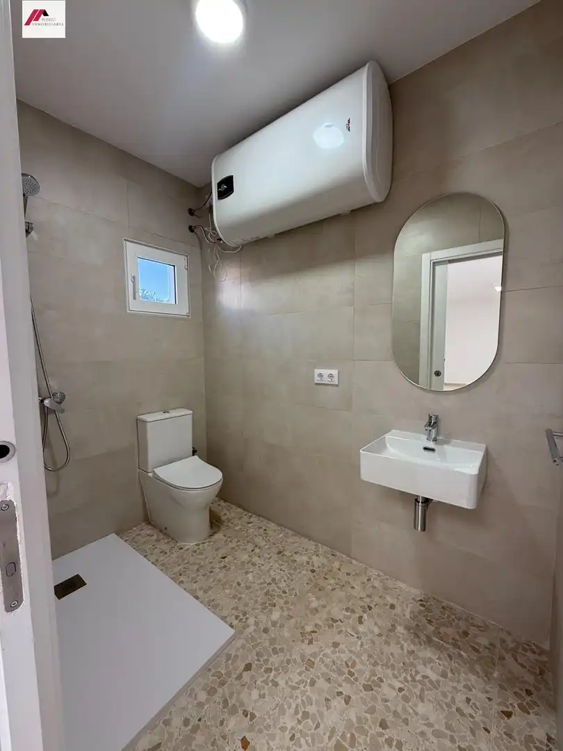 Bany de Casa o xalet en venda en El Puerto de Santa María amb Aire condicionat, Jardí privat i Moblat
