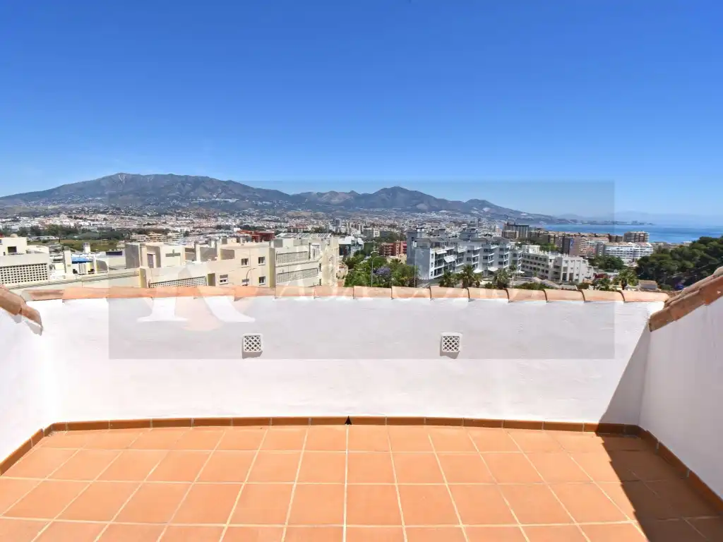 Terrace of Attic for sale in Fuengirola  with Air Conditioner, Private garden and Terrace