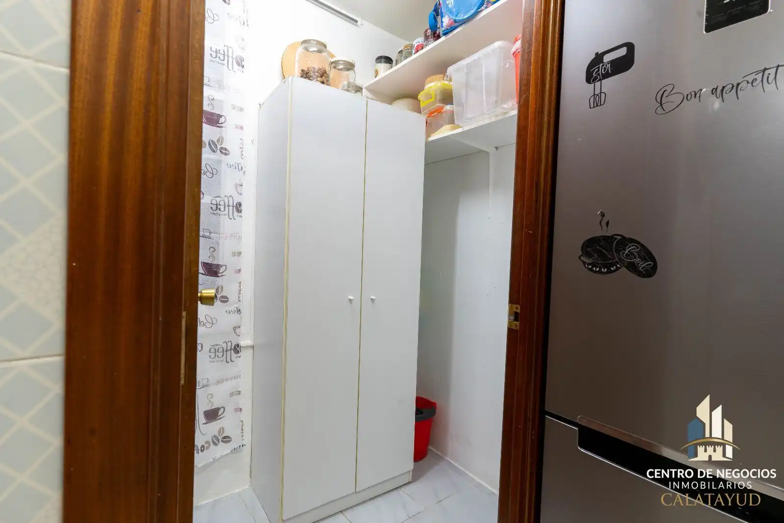 Cuina de Pis en venda en Calatayud amb Calefacció, Parquet i Moblat