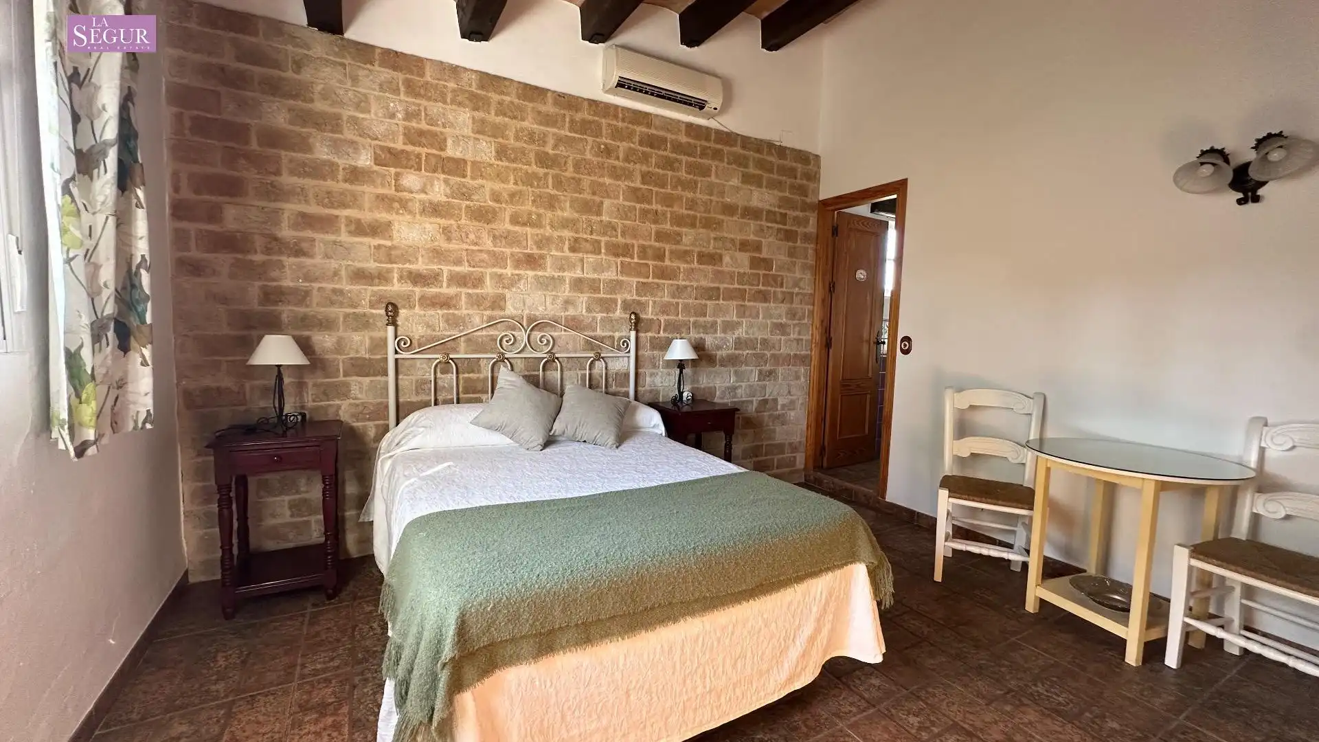 Houses for sale in Los Franceses – La Vega