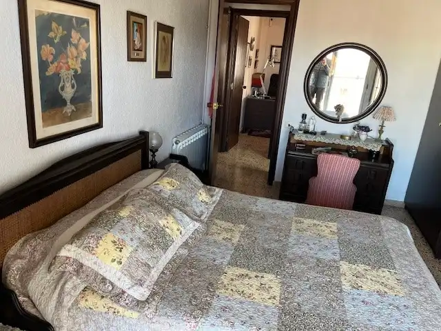 Dormitori de Pis en venda en Tarragona amb Aire condicionat, Calefacció i Moblat