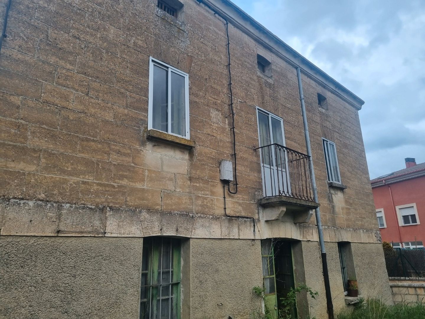 Exterior view of House or chalet for sale in Las Quintanillas
