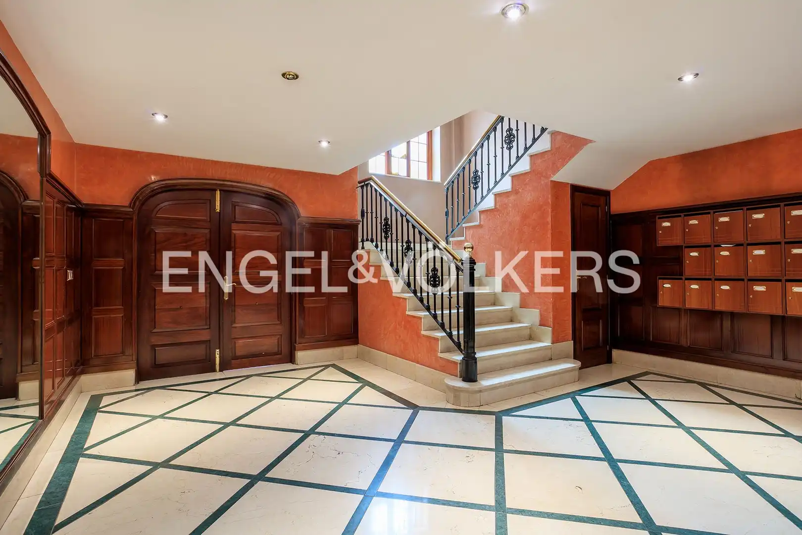 Flat for sale in Getxo   with Heating, Private garden and Parquet flooring