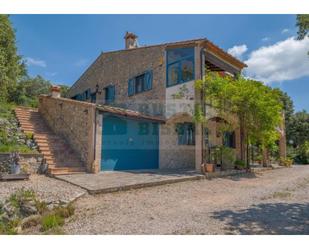 Vista exterior de Finca rústica en venda en Terrades amb Aire condicionat, Calefacció i Jardí privat