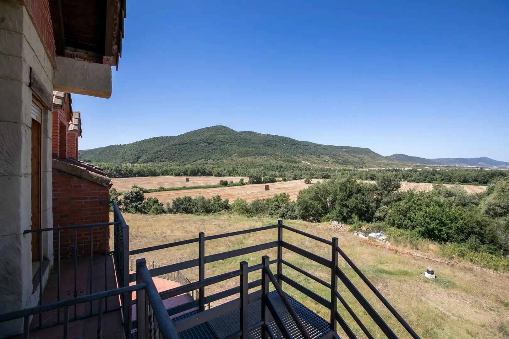 Terrasse von Gebäude zum Verkauf in Puente la Reina de Jaca