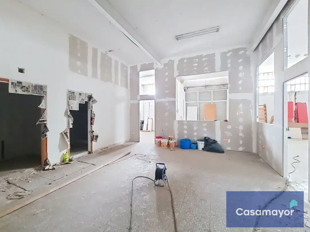 Local comercial de lloguer a Avinguda d'Oriola, imagen 2