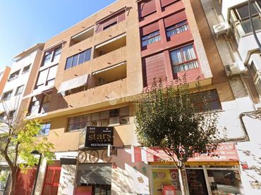 Pis amb balcó en venda a Benalúa - Babel