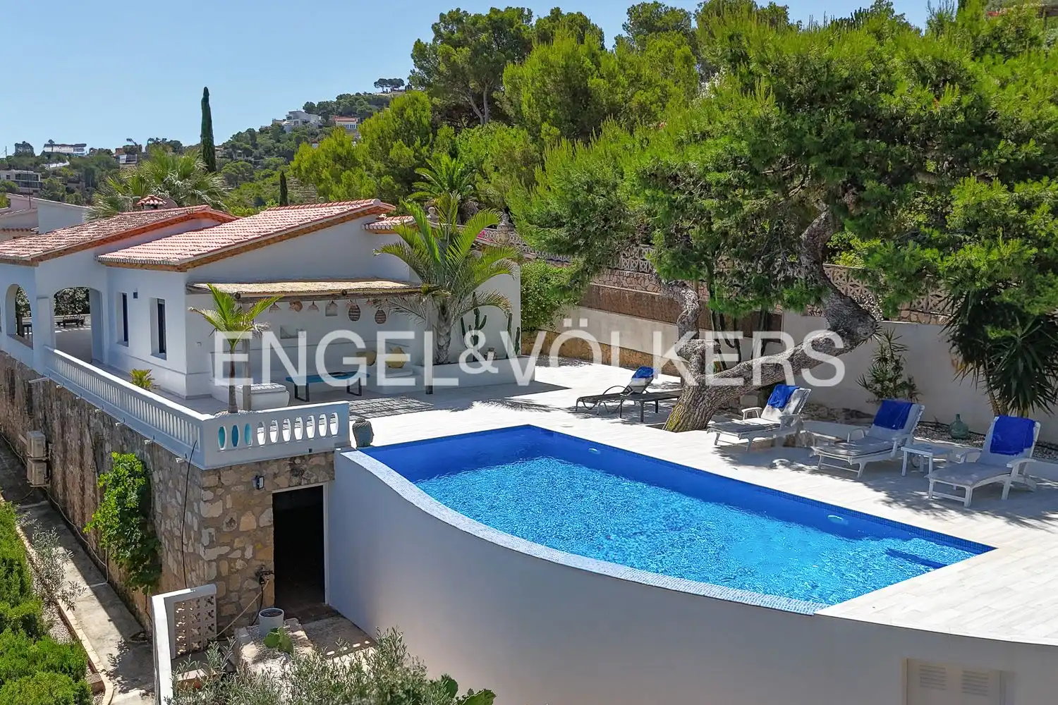 Swimming pool of Houses for sale in Dénia  with Air Conditioner, Heating and Private garden