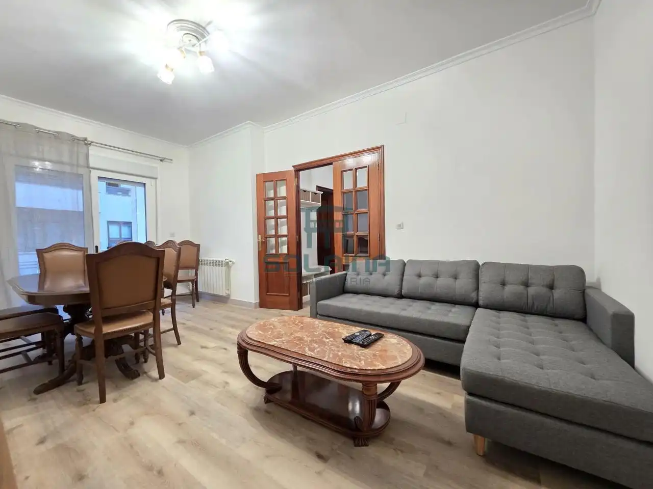 Flat with terrace to rent in Couto