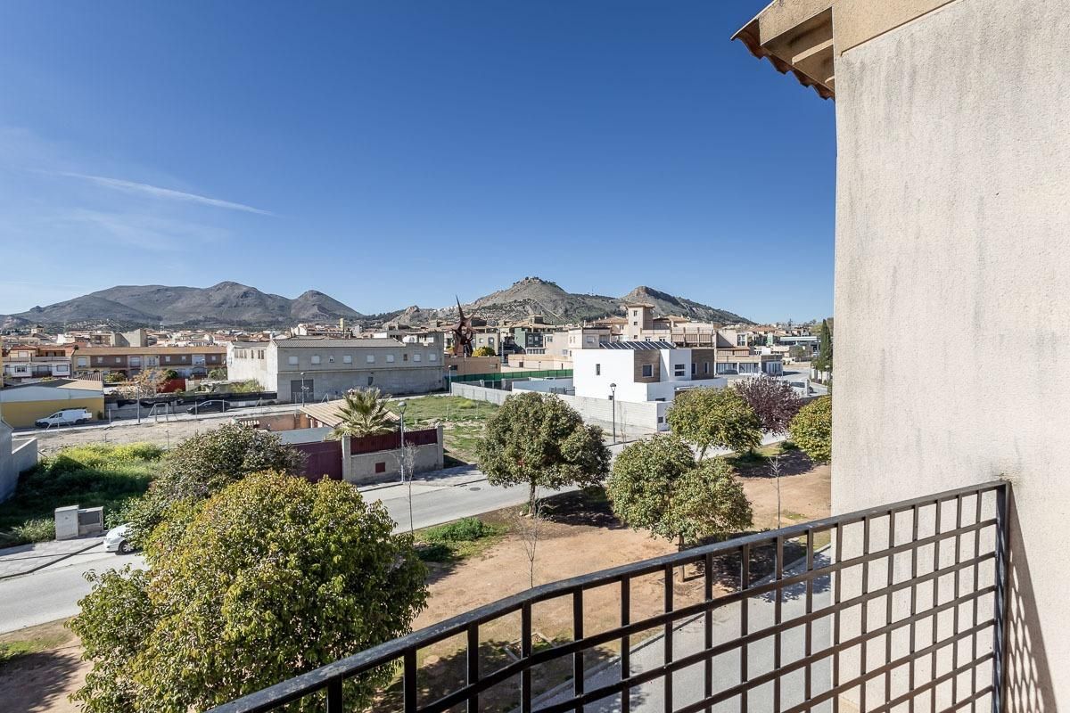 Exterior view of Flat for sale in Atarfe  with Terrace, Storage room and Balcony