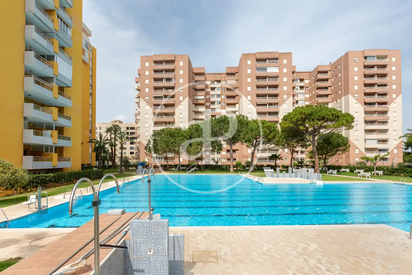 Swimming pool of Flat for rent in Canet d'En Berenguer  with Air Conditioner, Heating and Private garden