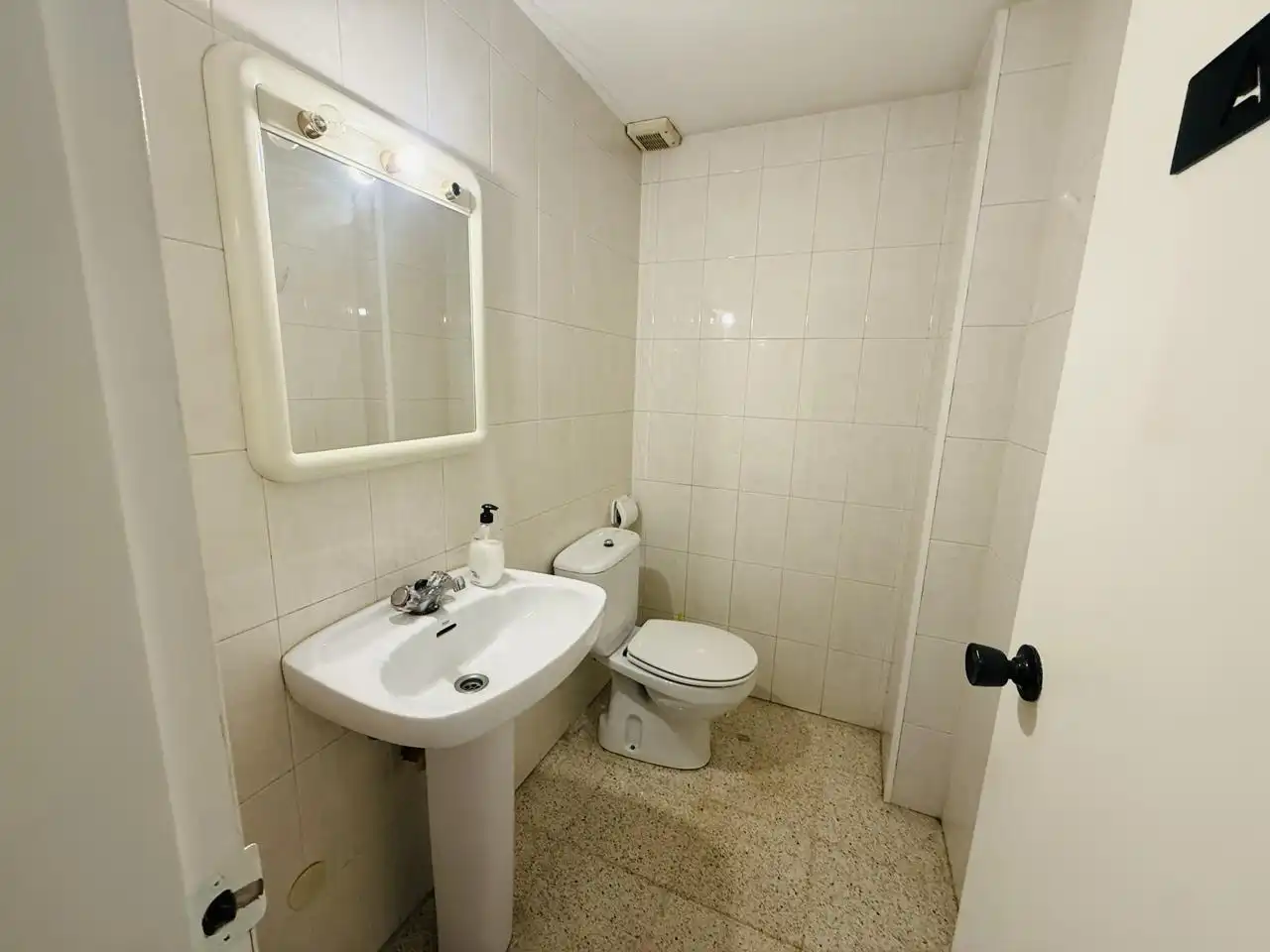 Bathroom of Commercial properties for sale in Montigalà - Sant Crist